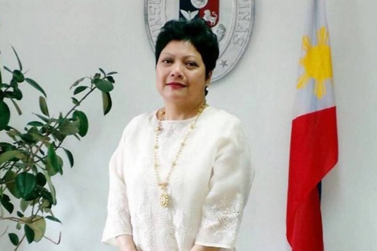 Bolsonaro revoga homenagem concedida a embaixadora das Filipinas que agrediu doméstica