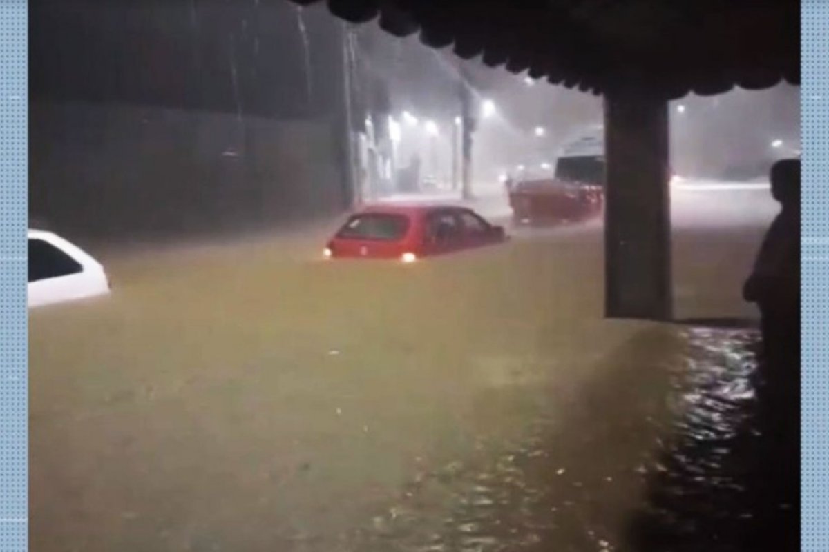 Cidades baianas decretam estado de emergência por causa das chuvas