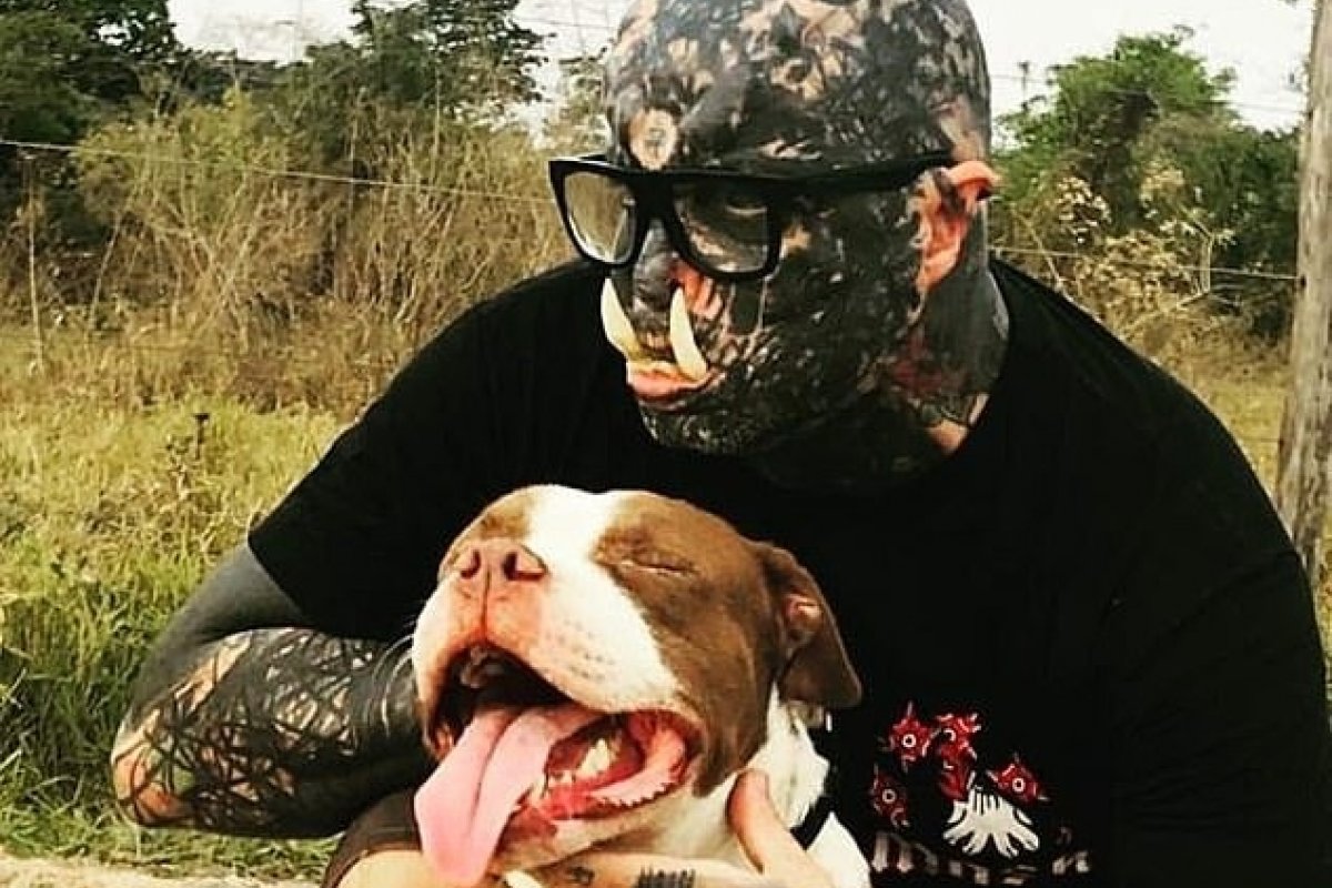 Fã de modificações corporais, sul mato-grossense gasta quase R$ 3 mil para colocar presas