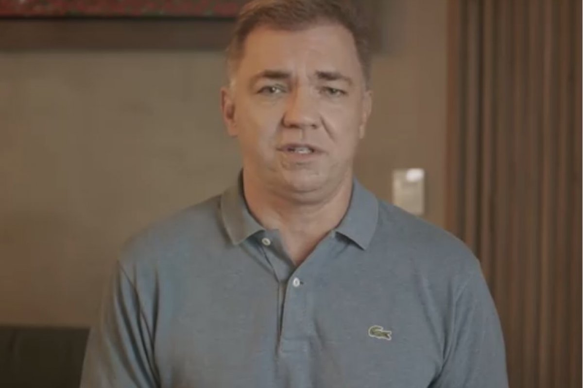 Vereadores de Florianópolis rejeitam denúncias contra prefeito suspeito de estupro