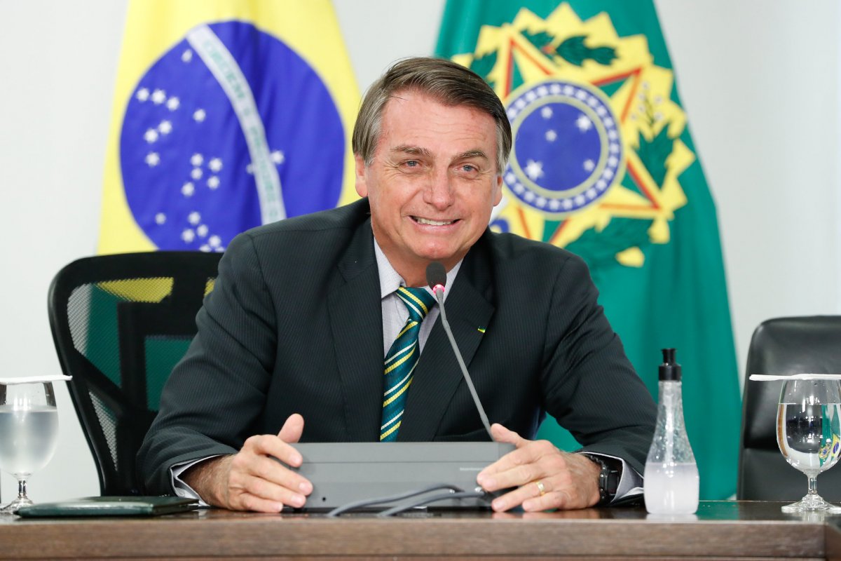 Bolsonaro afirma que espera reeleição de Trump nos EUA