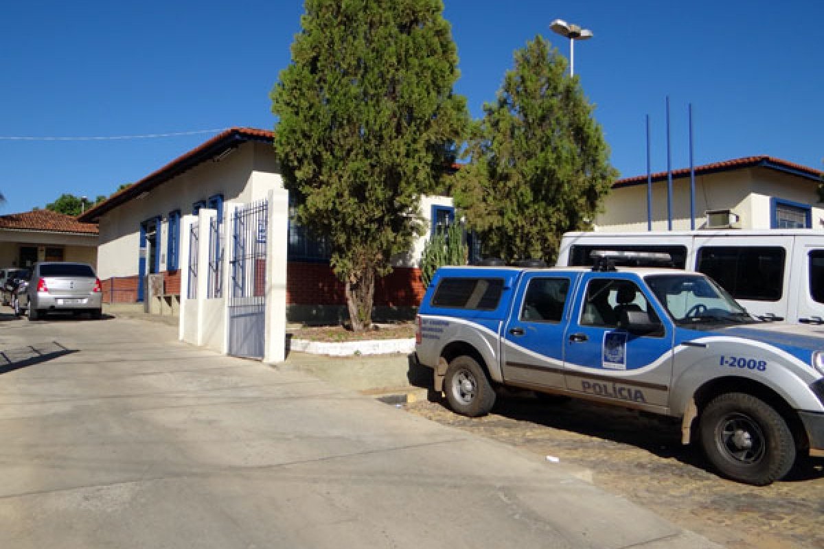 Jovem e criança de seis anos são mortos a tiros no sul da Bahia