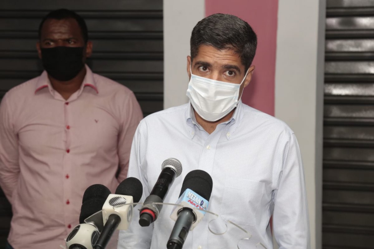 ACM Neto diz que prefeitura negocia o patrocínio de três empresas para o réveillon de Salvador