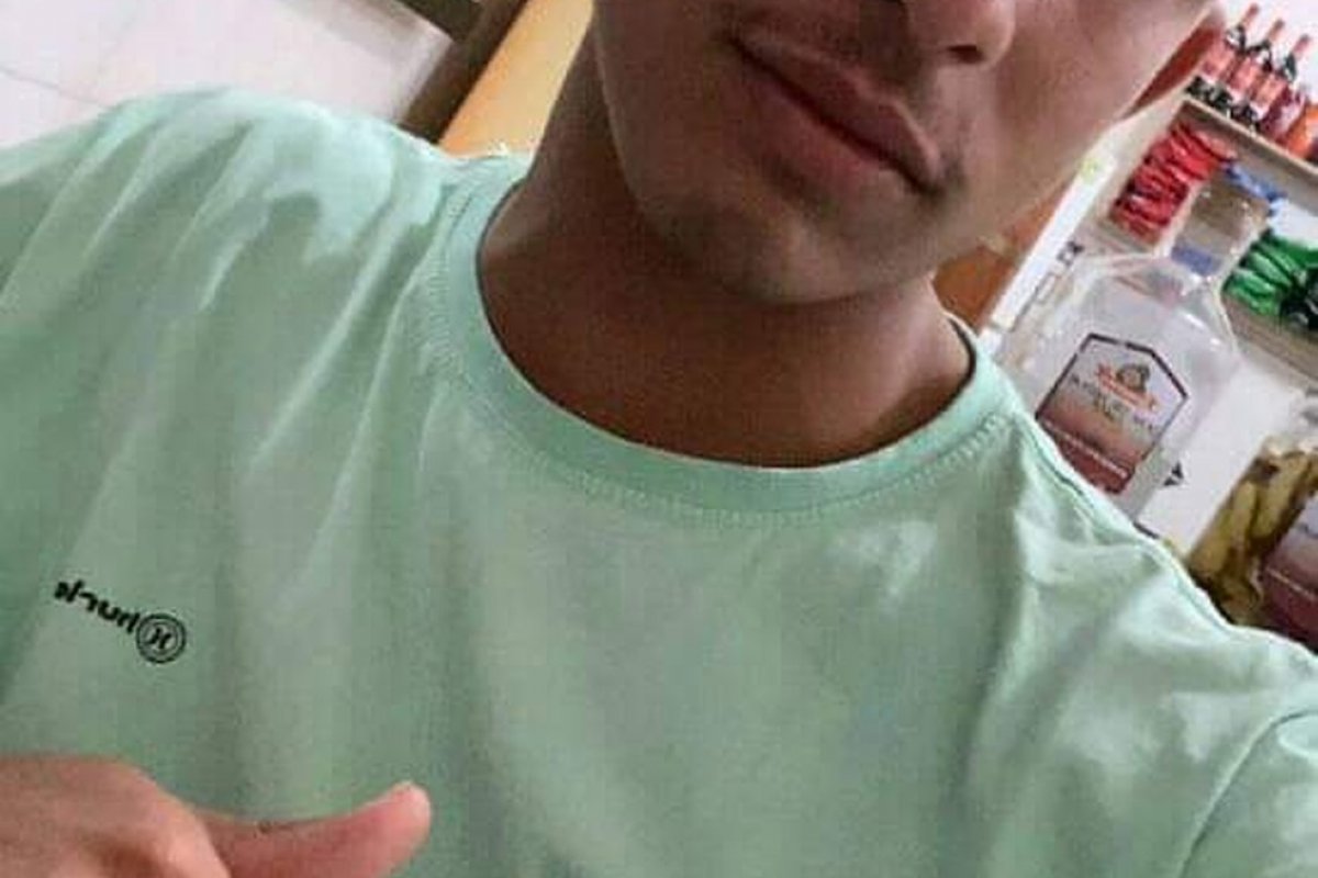 Família procura por jovem desaparecido há quase duas semanas na Bahia