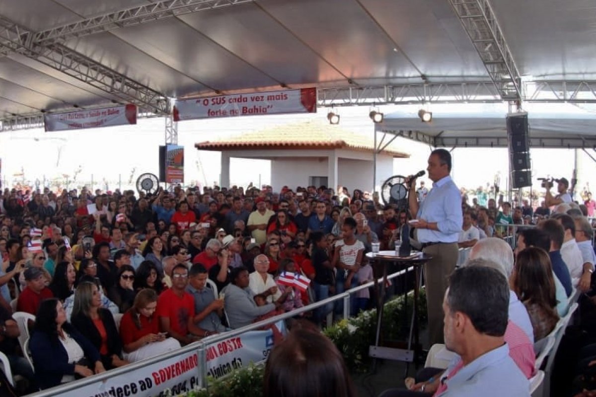 Rui Costa chama governo federal de "caloteiro"