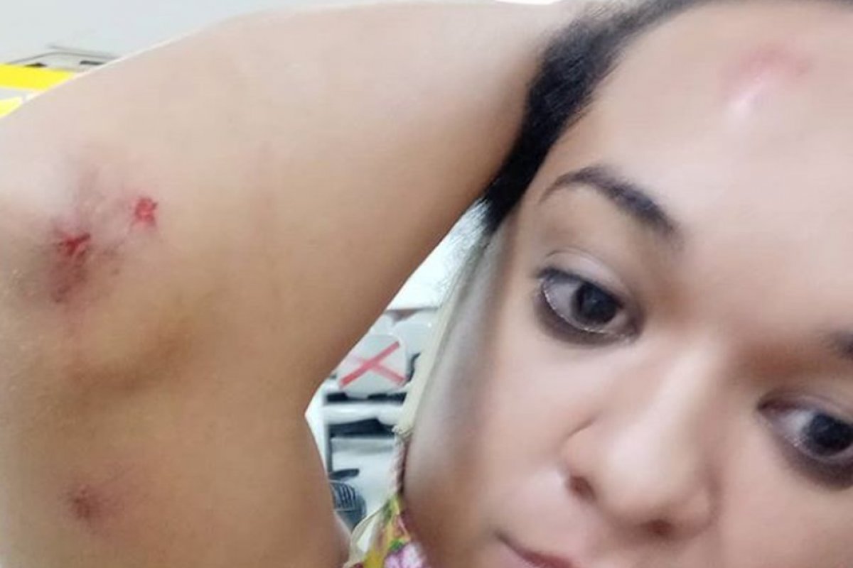 Mulher denuncia agressões e ameaças de morte após ter casa invadida por vizinho