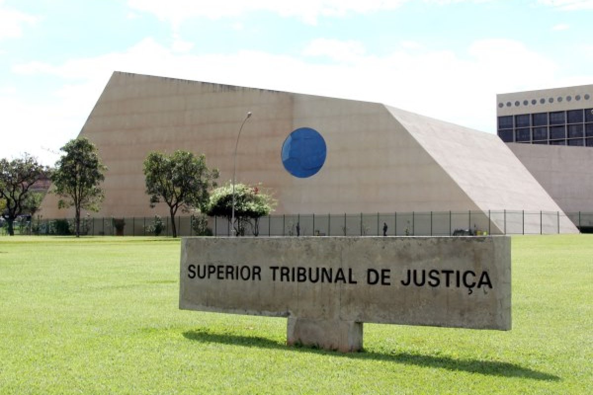 Ministros do STJ devem ficar sem acesso a sistema até segunda-feira (9)