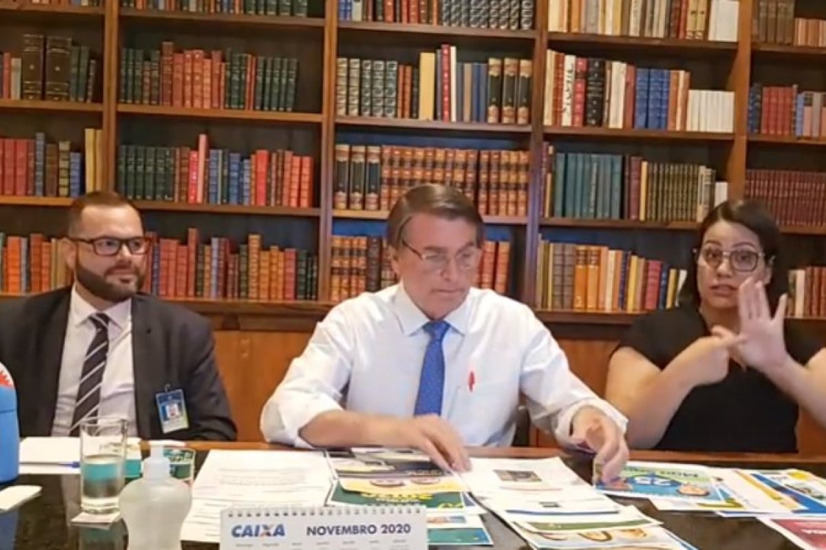 "Já descobriram quem é o hackeador", diz Bolsonaro sobre ataque ao STF