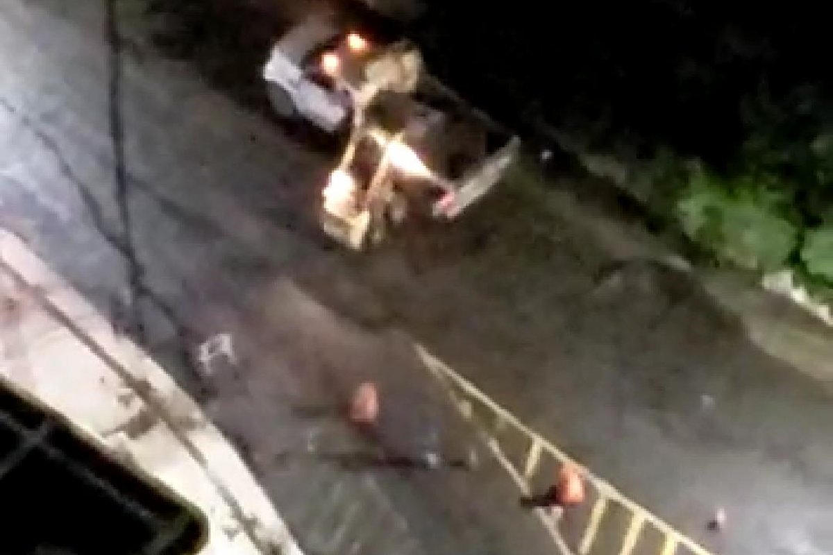 Vídeo: Moradores da Pituba, em Salvador, se queixam de barulho de máquina de obras durante madrugada