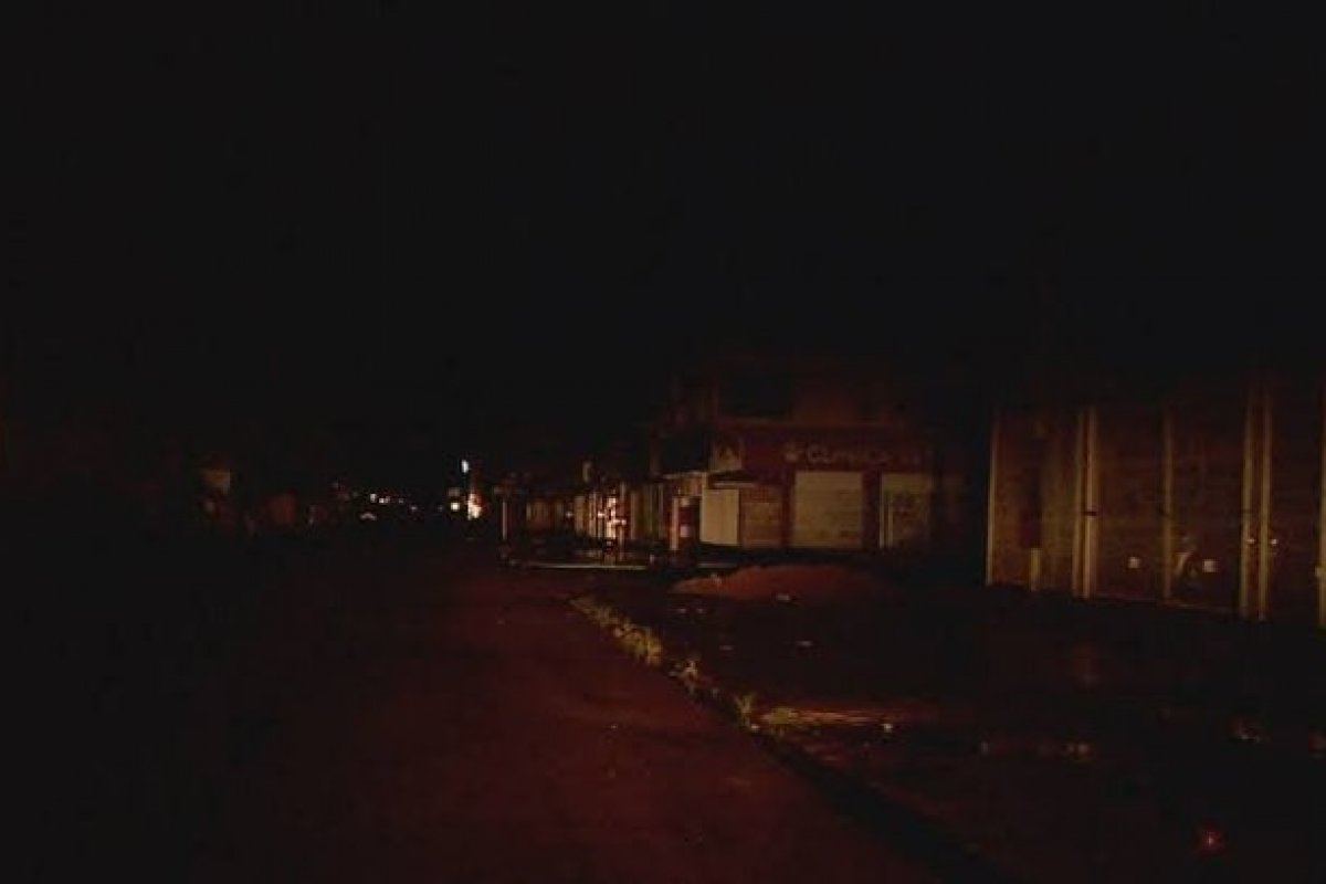 Com 4º dia de apagão, 89% da população do Amapá segue atingida