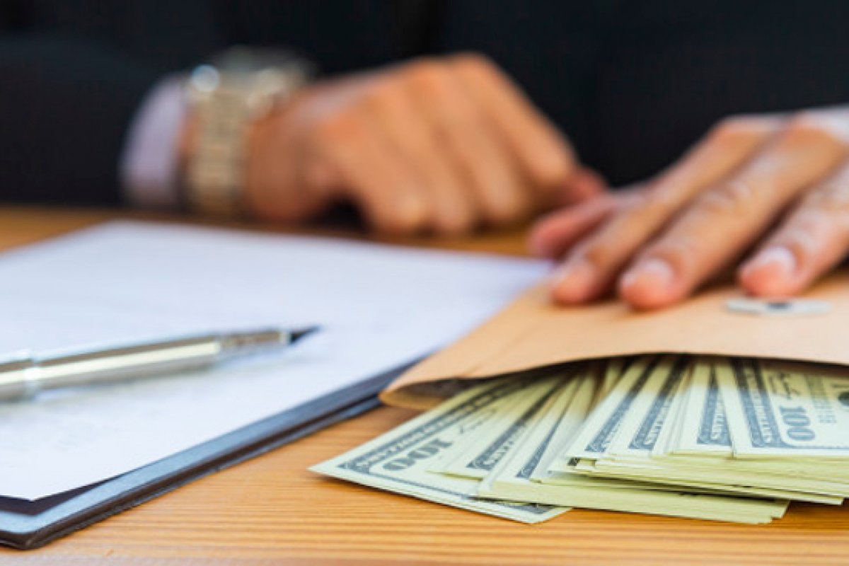 Advogado é preso acusado de se apropriar de dinheiro de clientes em Vitória da Conquista