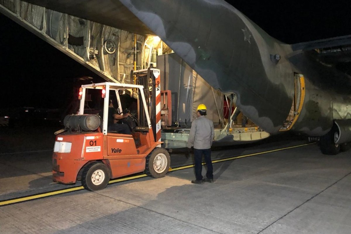 FAB chega com equipamentos para restabelecer energia no Amapá