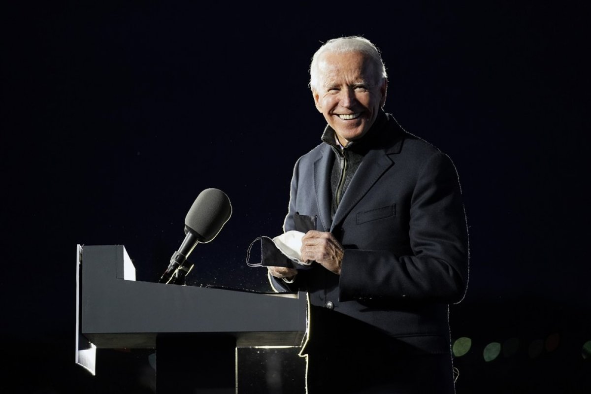 "Estou honrado por você ter me escolhido", agradece Joe Biden