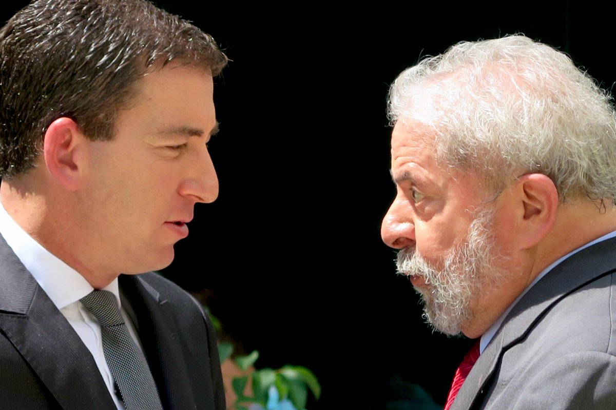 Lula e Glenn divergem de opiniões sobre o que Joe Biden representa