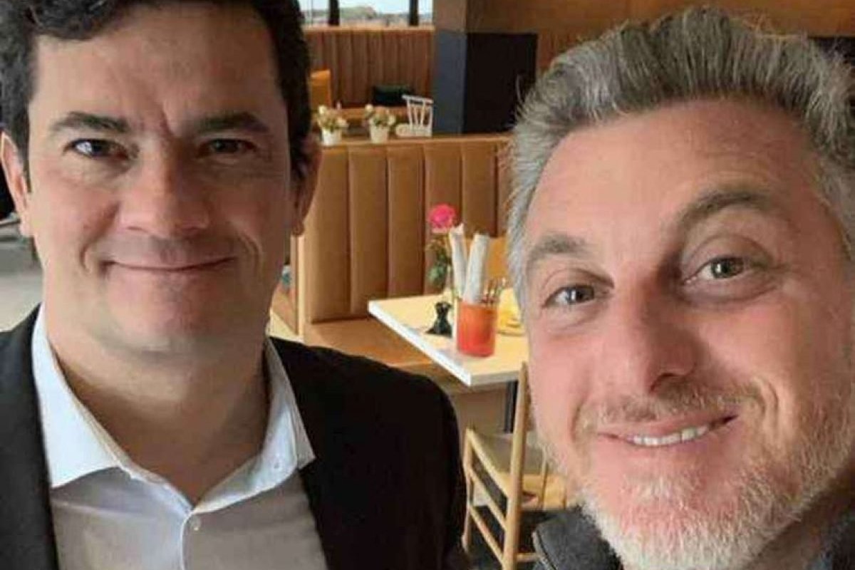 Moro e Luciano Huck negociam aliança para disputar presidência em 2022, diz jornal