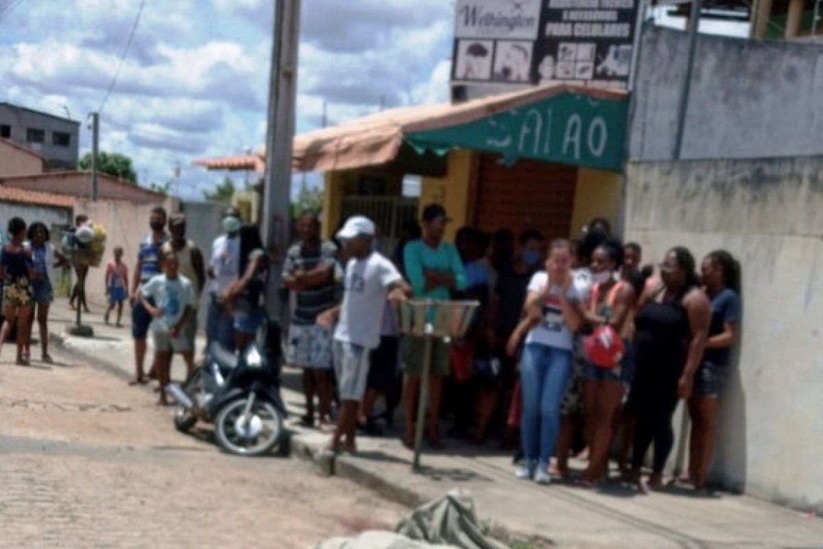 Jovem é assassinado enquanto andava de bicicleta