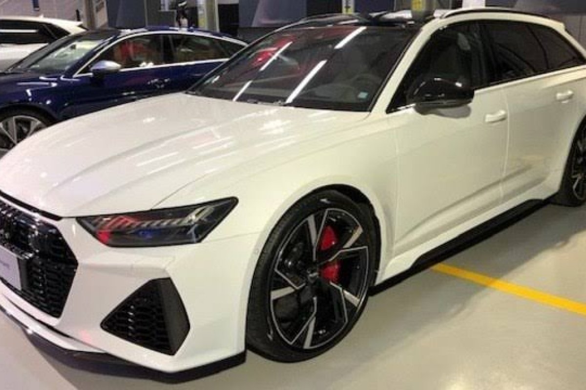 Perua esportiva da Audi de quase R$ 800 mil tem 70 reservas