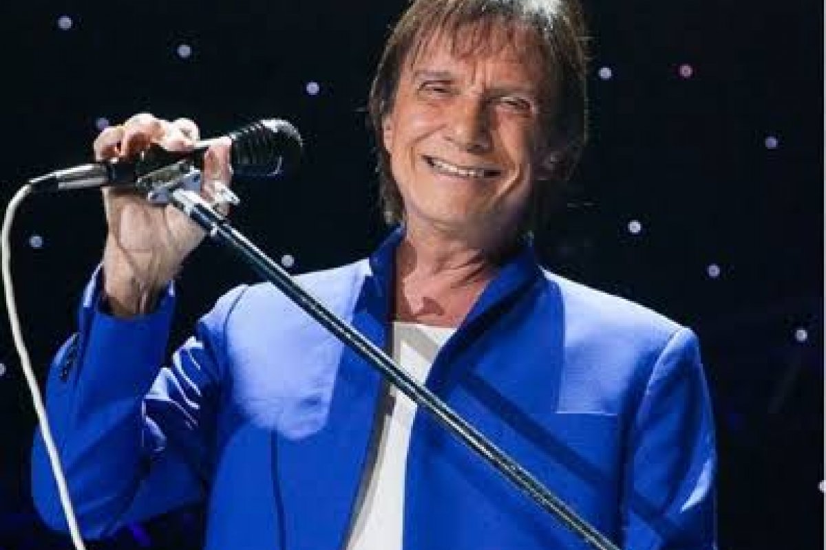 Babado: Prefeitura de SP pede penhora de bens de Roberto Carlos em dívida de IPTU