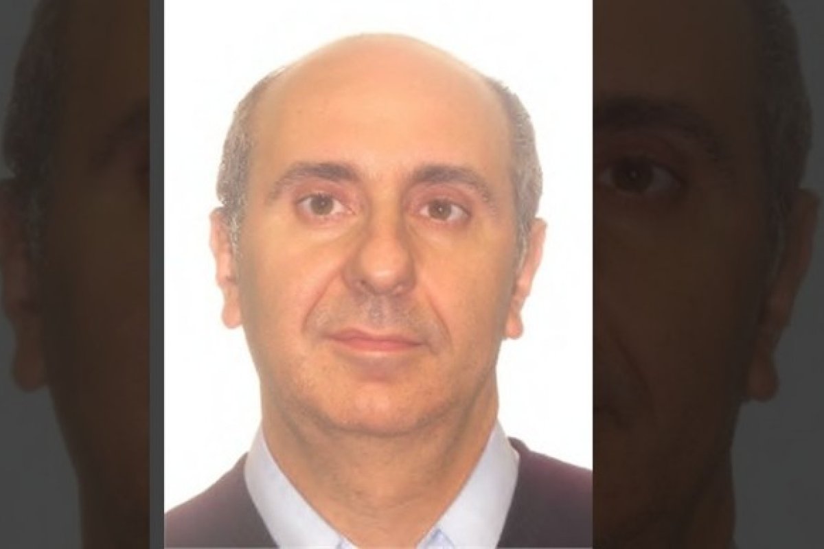 Joias escondidas em teto da casa de doleiros são encontradas pelo MPF