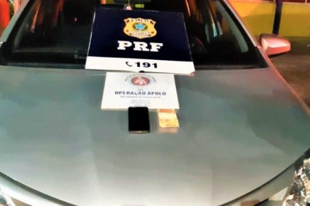 Homem é preso com carro roubado em Simões Filho, região metropolitana de Salvador