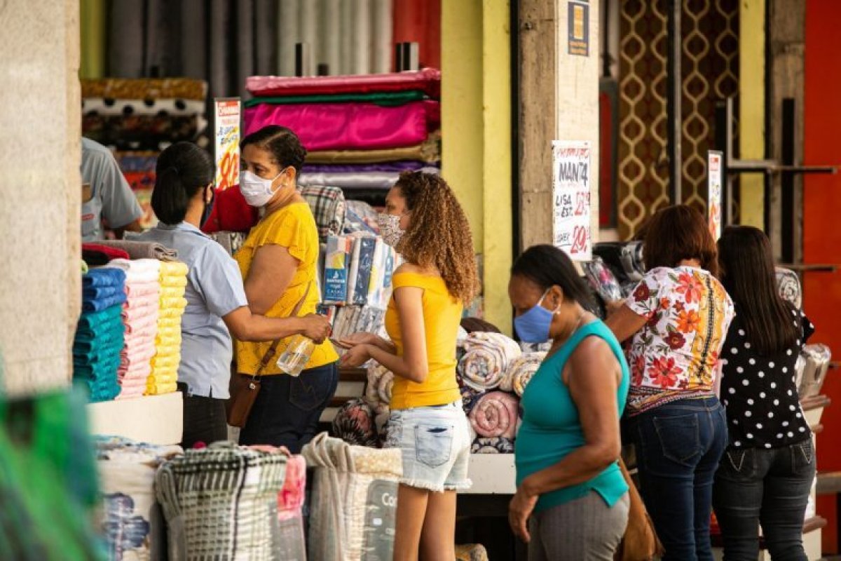 Vendas do varejo crescem pelo 5º mês seguido, mas desaceleram em setembro