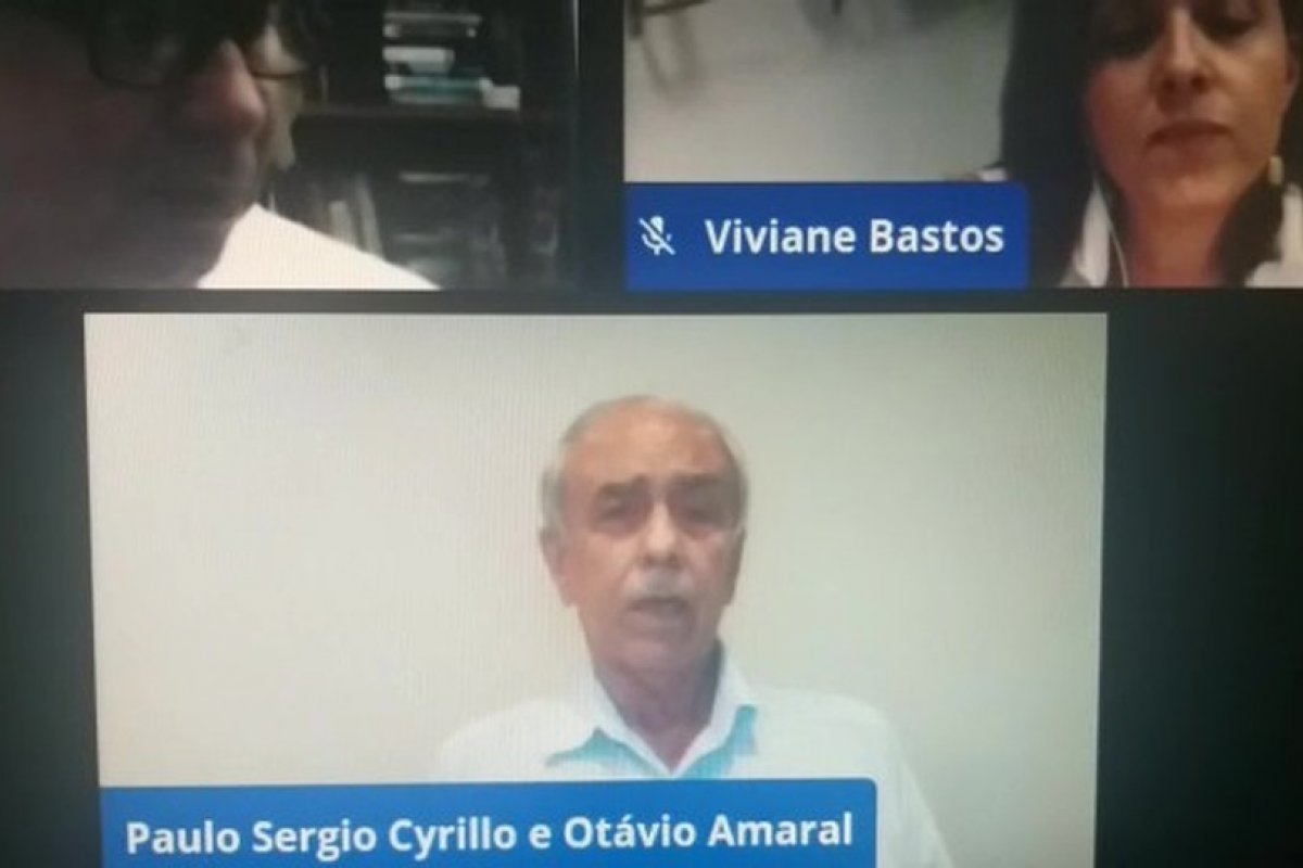 Vídeo: Candidato a prefeito de Bom Jesus do Itabapoana morre após desmaiar em live
