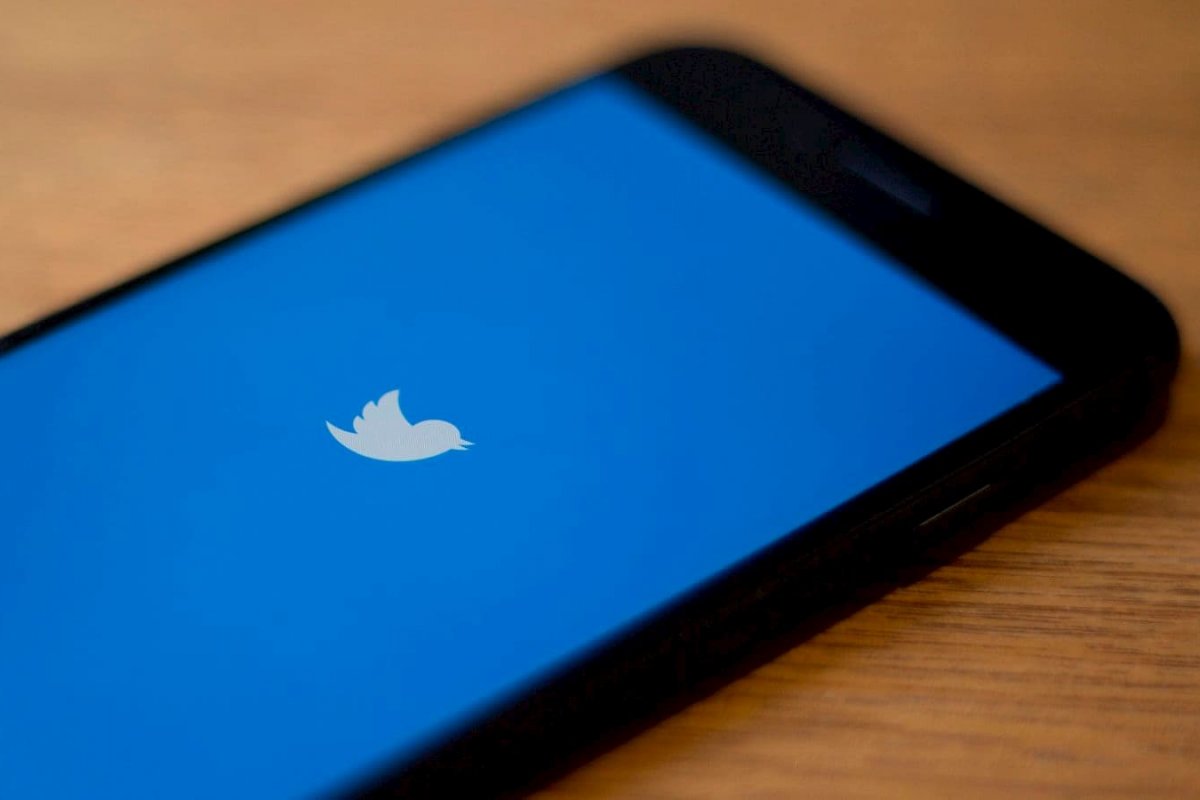 Pesquisa aponta que 75% dos brasileiros acompanham as eleições pelo Twitter