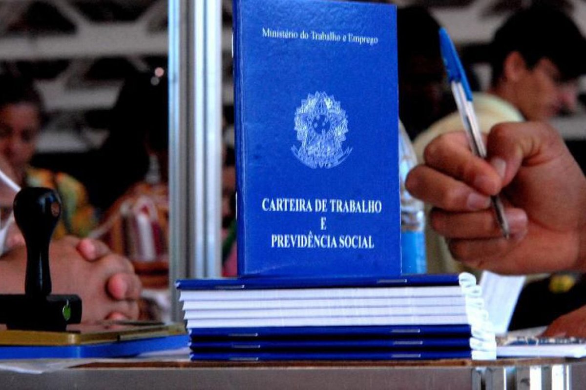 Mais de 135 mil trabalhadores pedem R$ 15 bilhões em ações ligadas à crise 