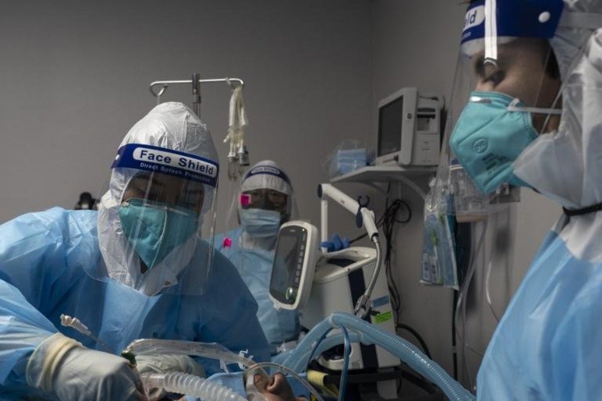 Internações por Covid-19 na França superam as da primeira onda