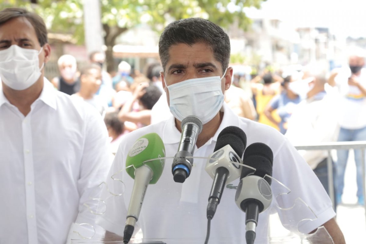 “Não posso responder sobre retorno das aulas ainda em 2020”, disse ACM Neto