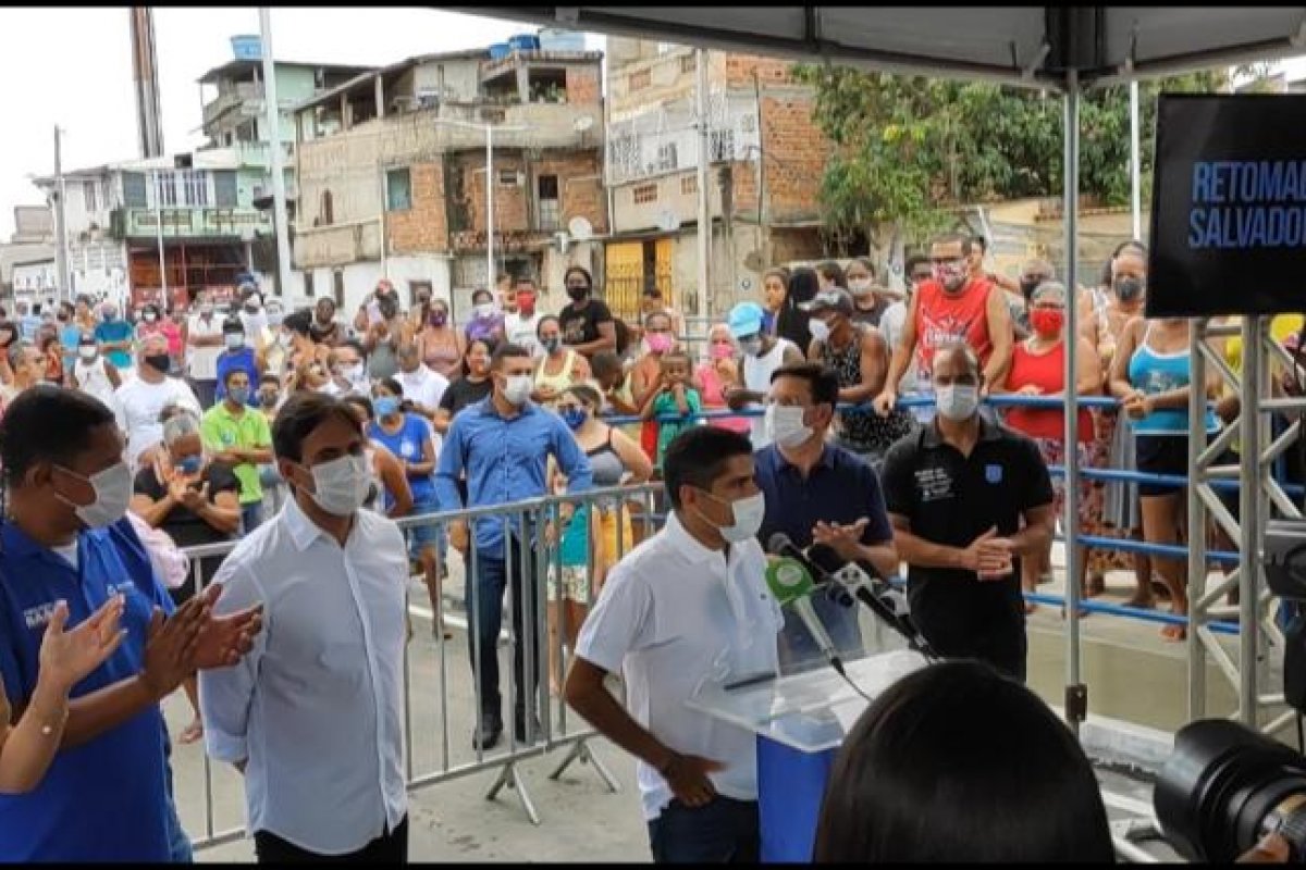 Vídeo: Inauguração de obra da prefeitura de Salvador gera aglomeração no subúrbio