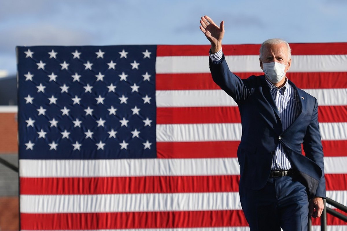 Veículos da imprensa dos EUA apontam vitória de Biden na Geórgia e de Trump na Carolina do Norte