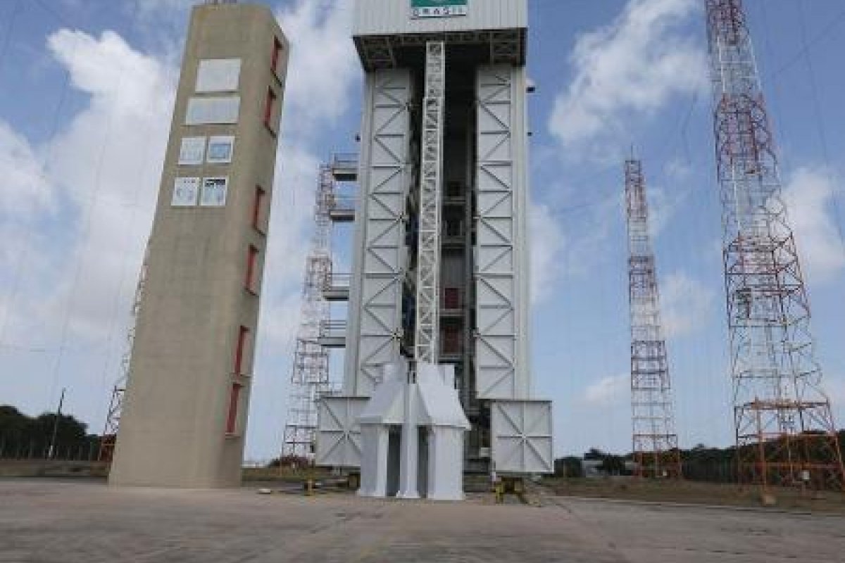 Foguete pega fogo no Maranhão