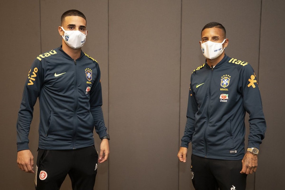 Guilherme Arana e Thiago Galhardo são convocados por Tite para a seleção brasileira