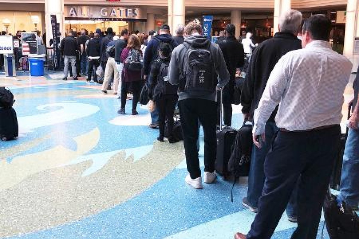 Governo mantém restrição de entrada de estrangeiros por fronteiras terrestres