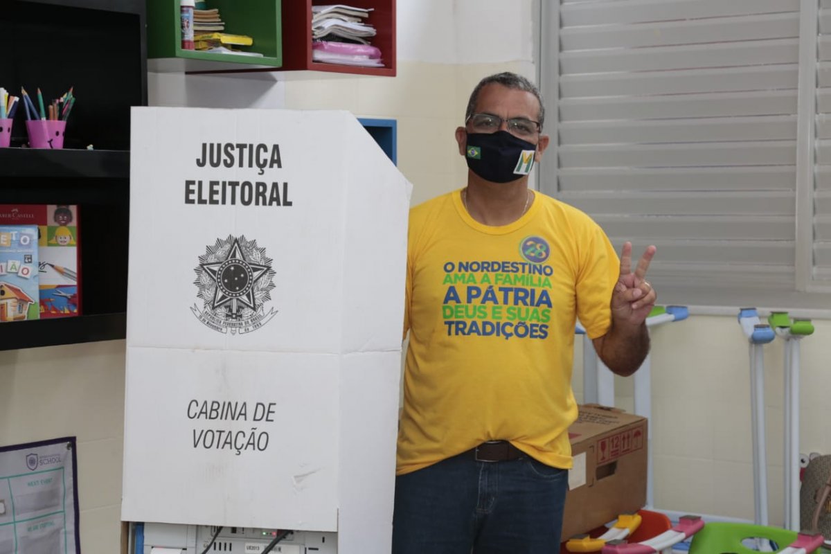 "As pessoas querem realmente uma mudança", diz candidato bolsonarista Cezar Leite