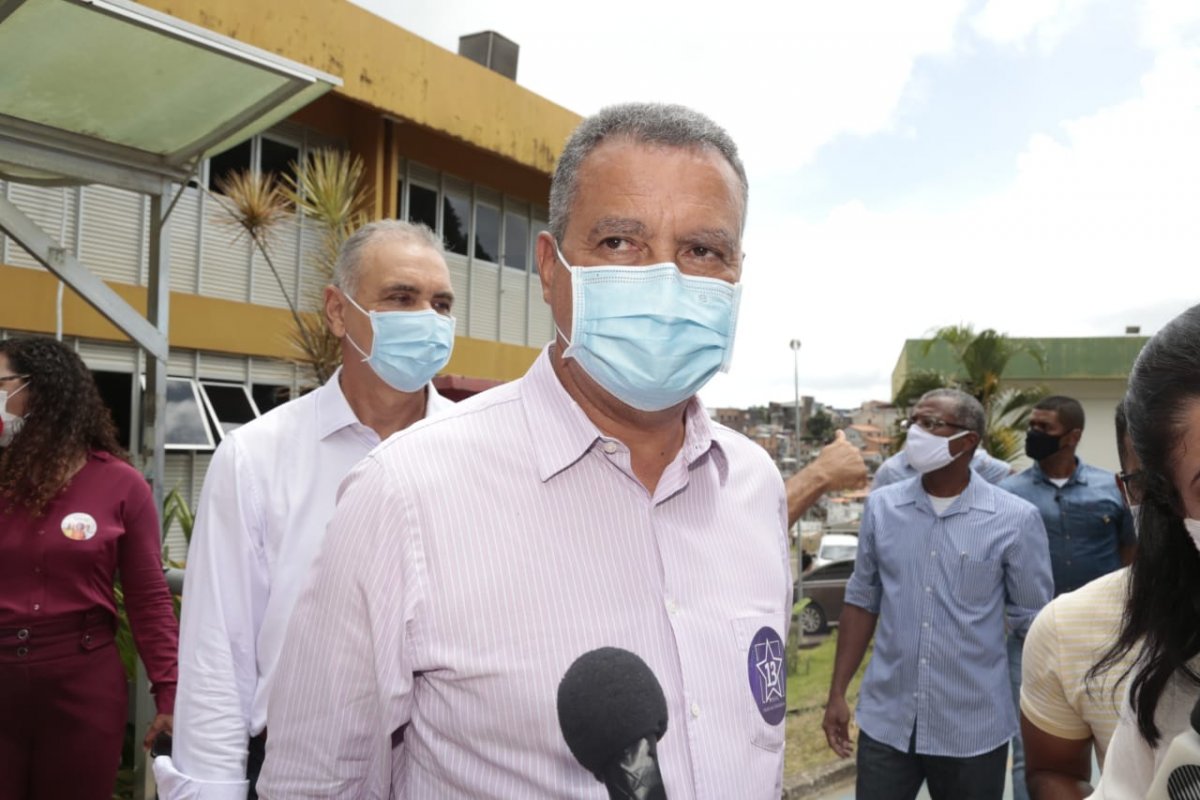 “Não existe jogo jogando antes”, diz Rui Costa ao criticar clima de "já ganhou"