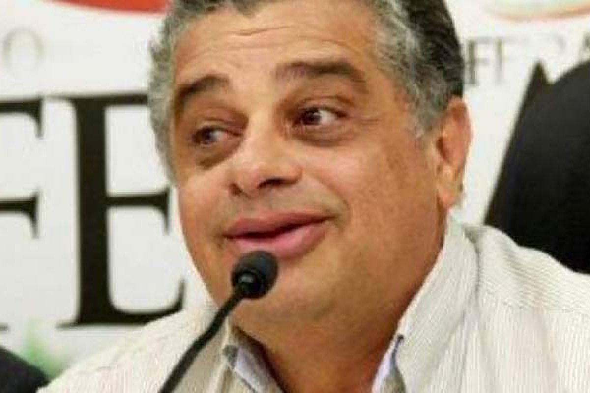 Ex-prefeito de Feira de Santana é espancado por três homens