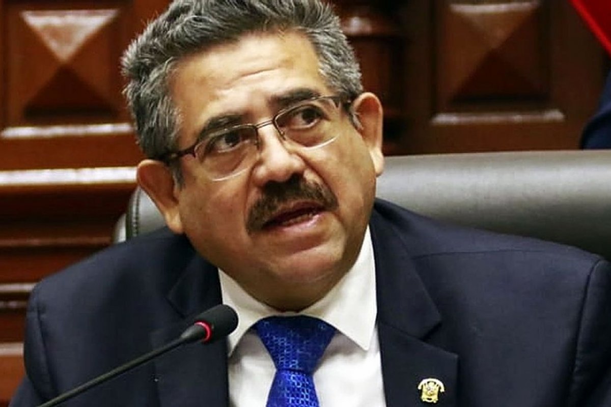 Peru segue temporariamente sem presidente e chefe do Congresso