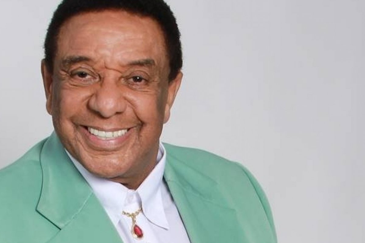 Em vídeo, Agnaldo Timóteo agradece Rui Costa por uso de helicóptero público durante internação em Salvador