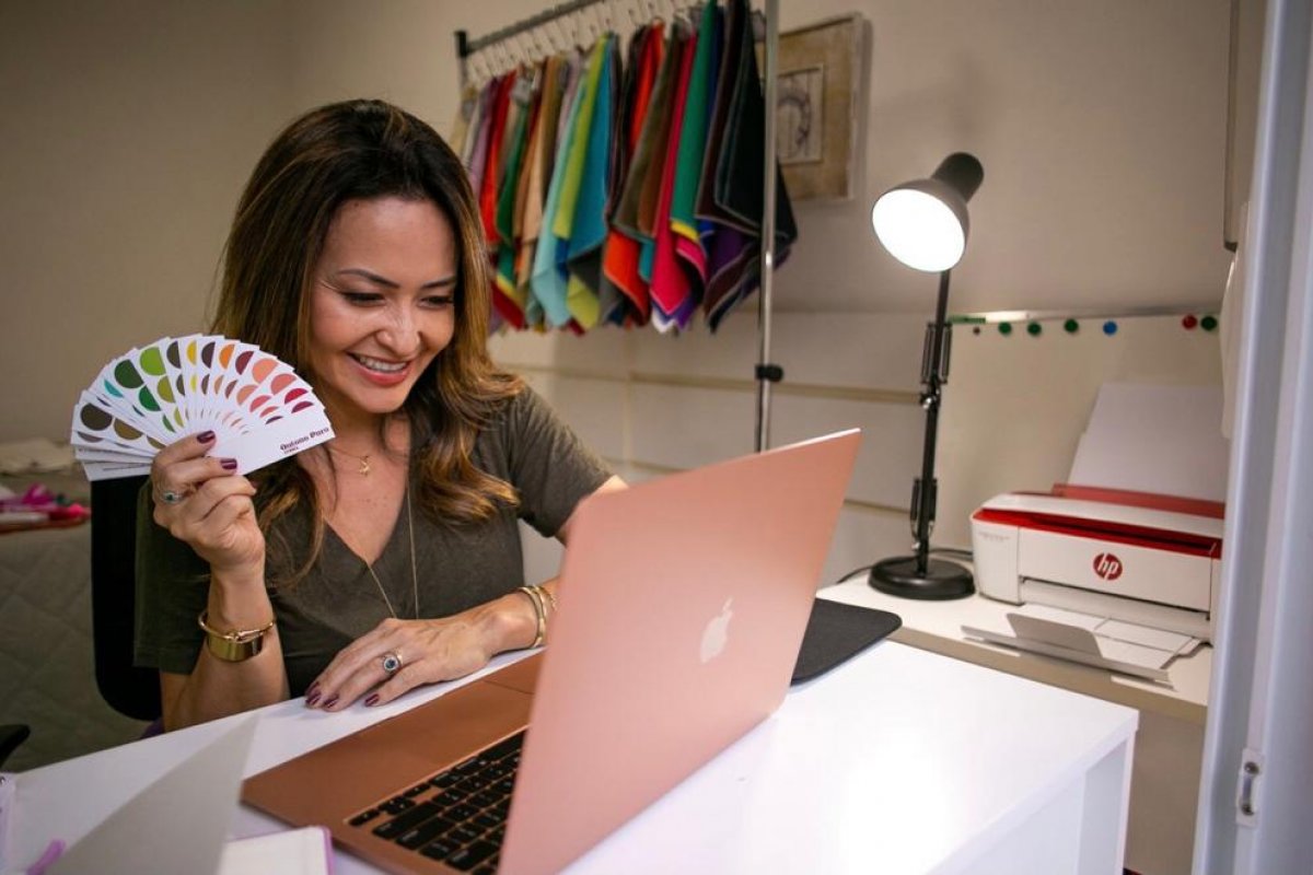 Quais cores usar no verão? A consultora de estilo e imagem responde