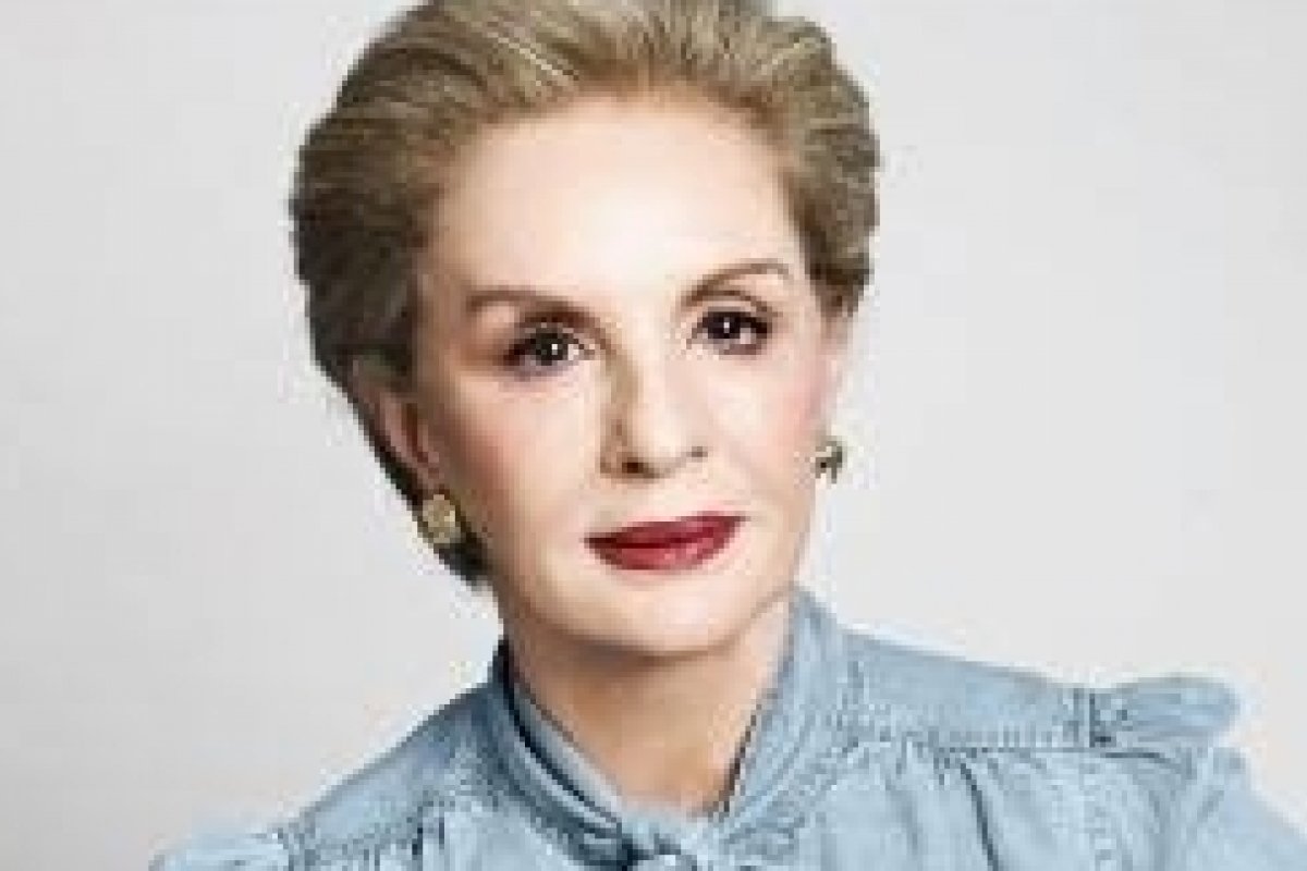 Polêmica a vista: Carolina Herrera é contra cabelos longos em mulheres com mais de 40 anos