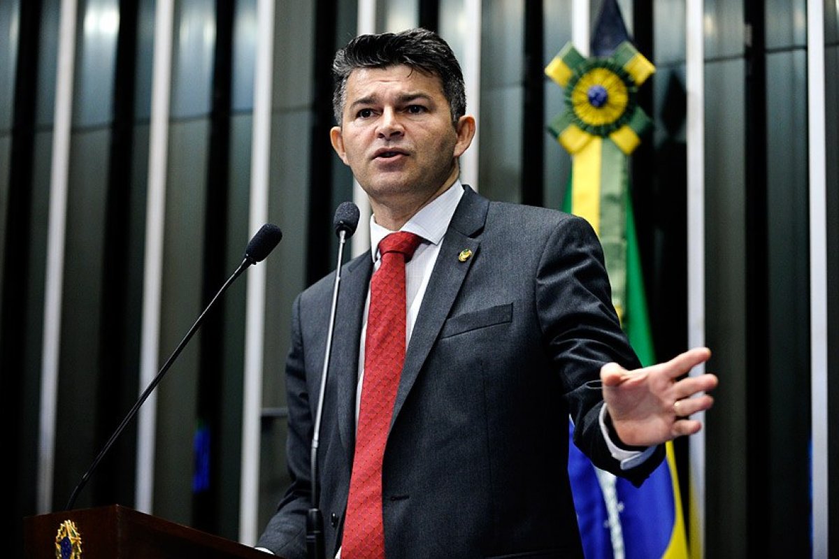 Deputado pede investigação sobre contrato entre TSE e Oracle