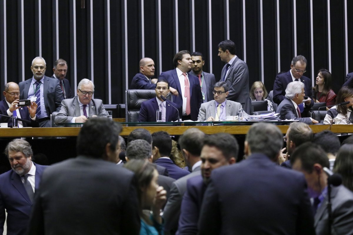 Fim do recesso branco