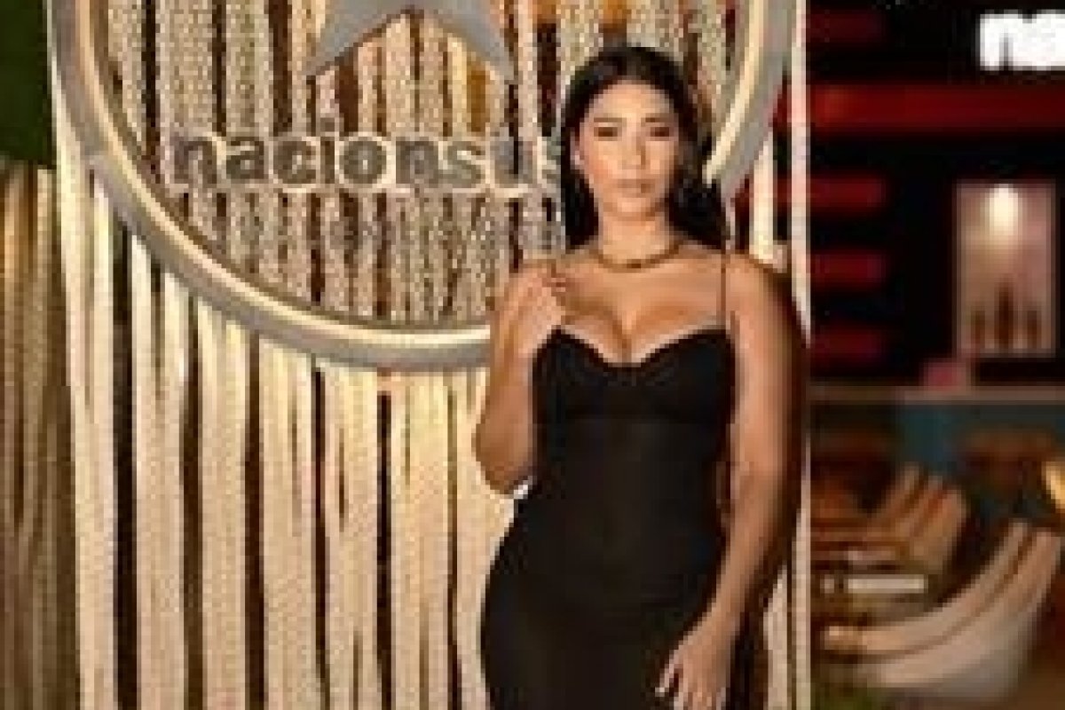 Poderosa: Simaria compra restaurante em luxuoso Shopping na Espanha!