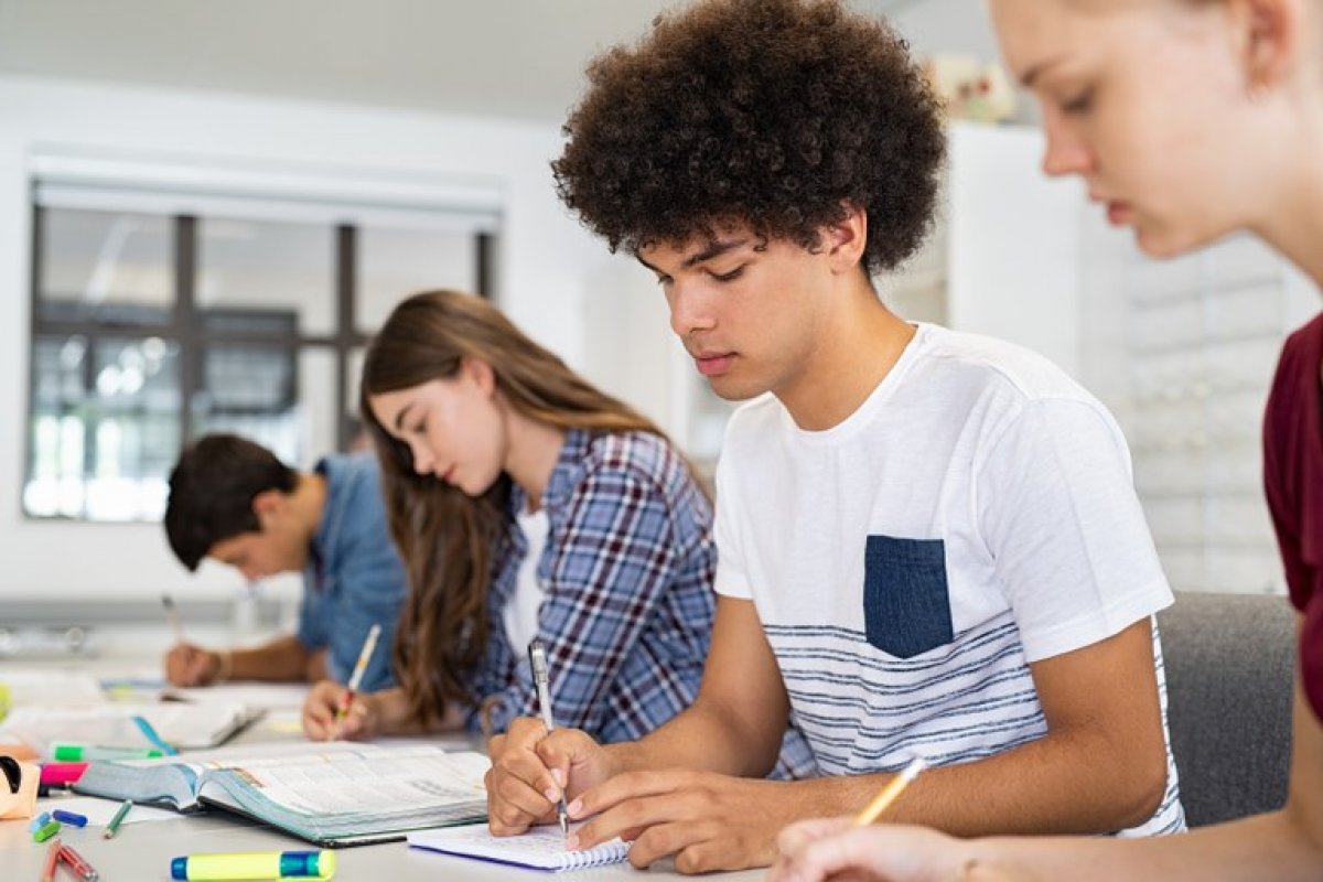 Banco Mundial libera US$ 10 milhões para programa de reforma do ensino médio integral