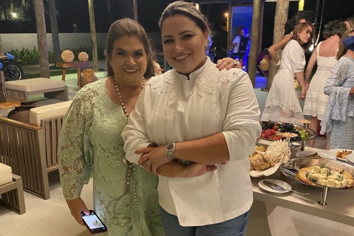 Fernanda Possa assina menus do aniversário de Martha Medeiros