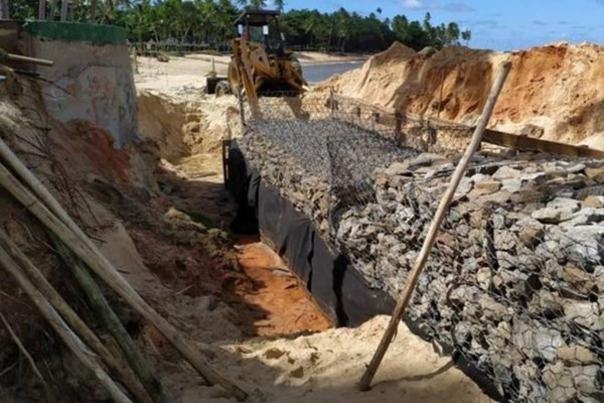 Superintendente do Ibama na Bahia anula multa e autoriza obras de resort em Praia do Forte