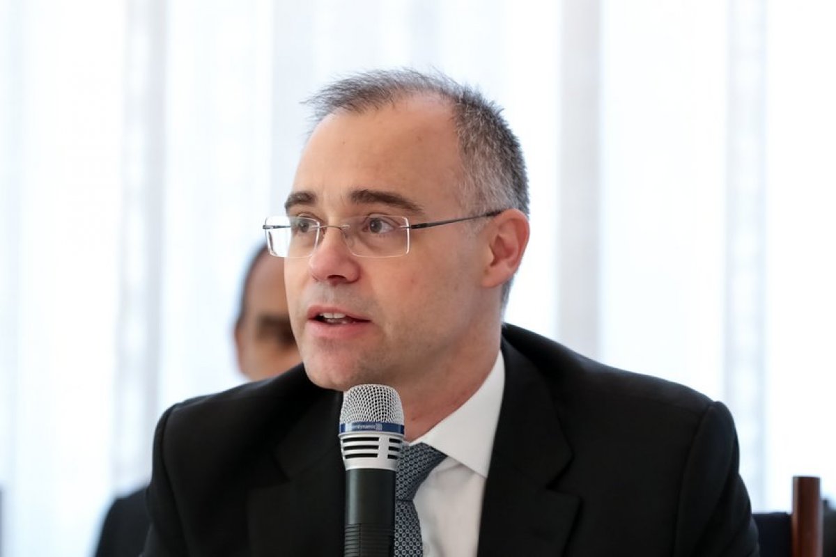 Mendonça diz que já apreendeu mais droga do que na gestão de Moro