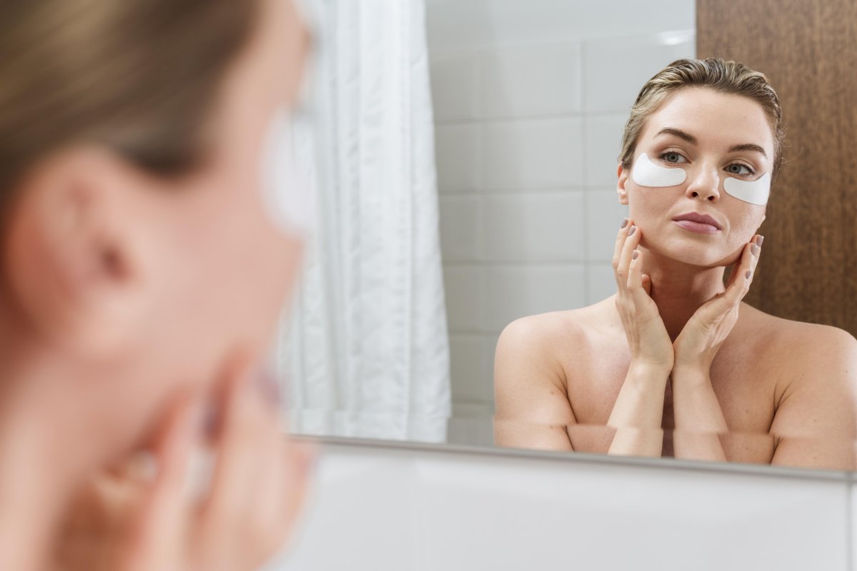 Pesquisa revela que olheiras são comuns entre brasileiros de 23 anos